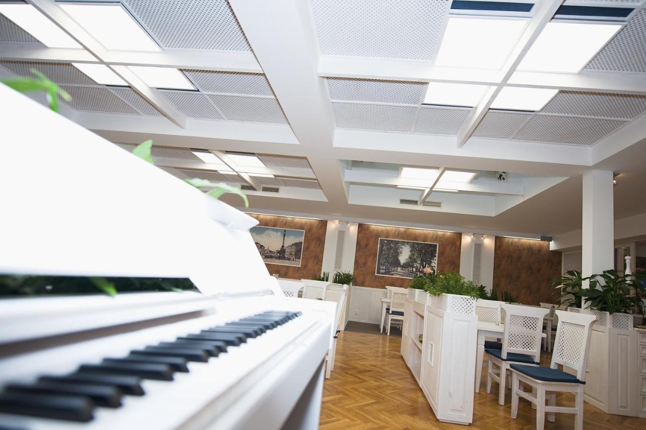 Hotel Slavia Svitavy Bagian luar foto