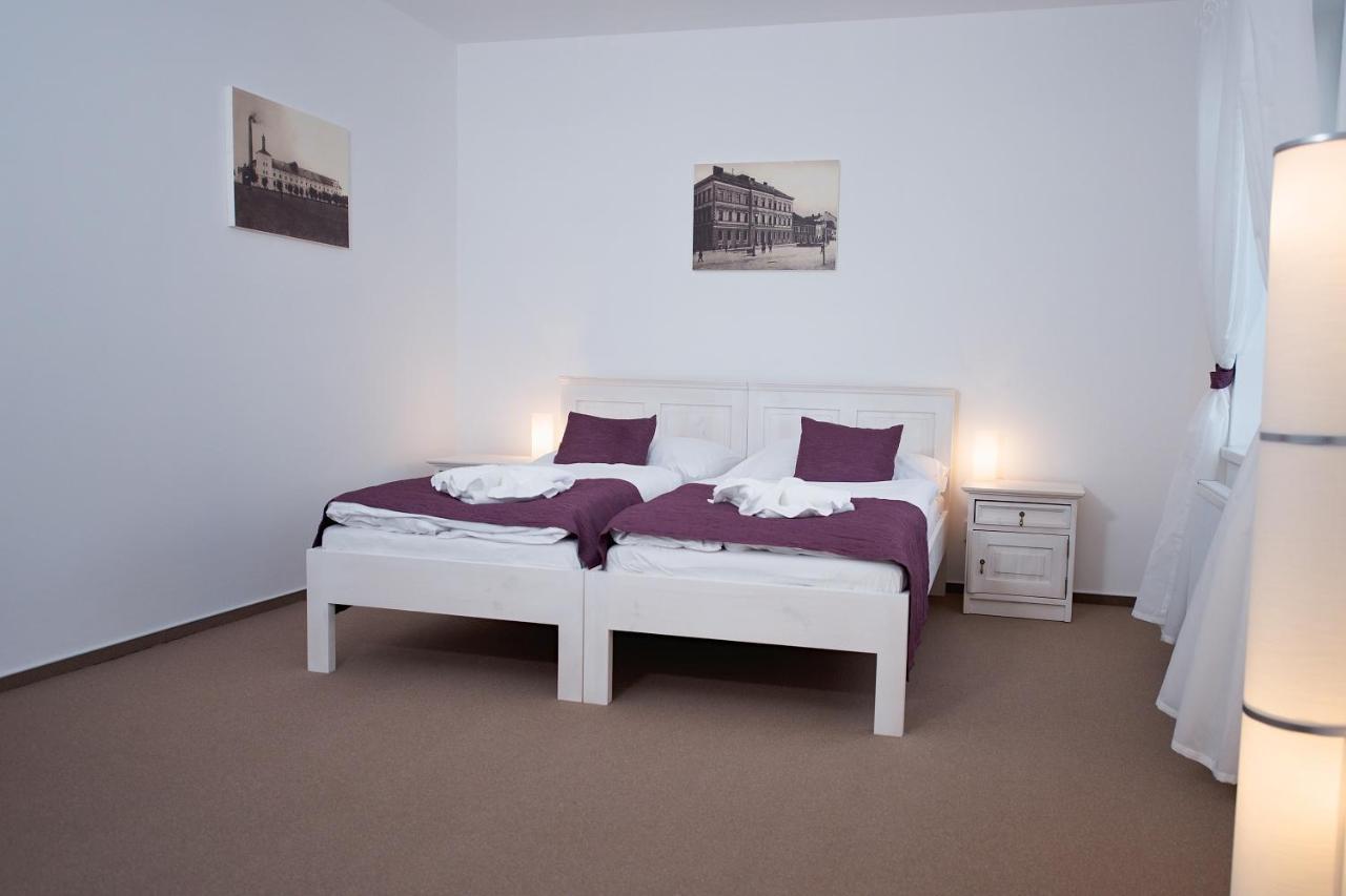 Hotel Slavia Svitavy Bagian luar foto